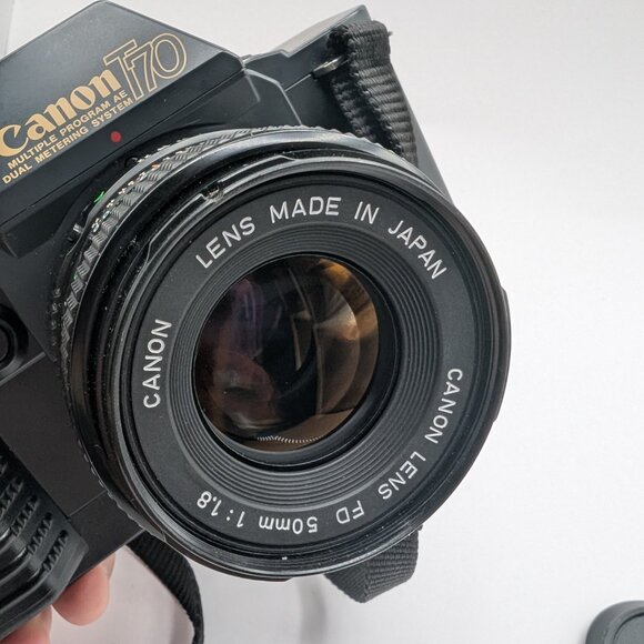 Canon T70 - 35mm SLR Camera With Canon Lens FD 50mm 1:1.8 - TESTED - Picture 6 of 8